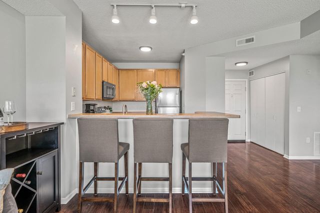 515 N 1st Street 405, Minneapolis, MN 55401