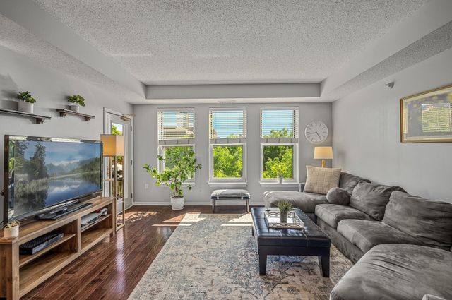 515 N 1st Street 405, Minneapolis, MN 55401