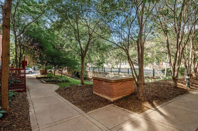 515 N 1st Street 405, Minneapolis, MN 55401