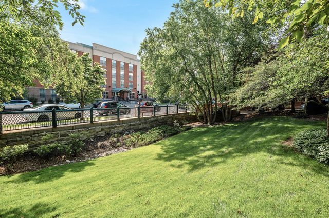 515 N 1st Street 405, Minneapolis, MN 55401