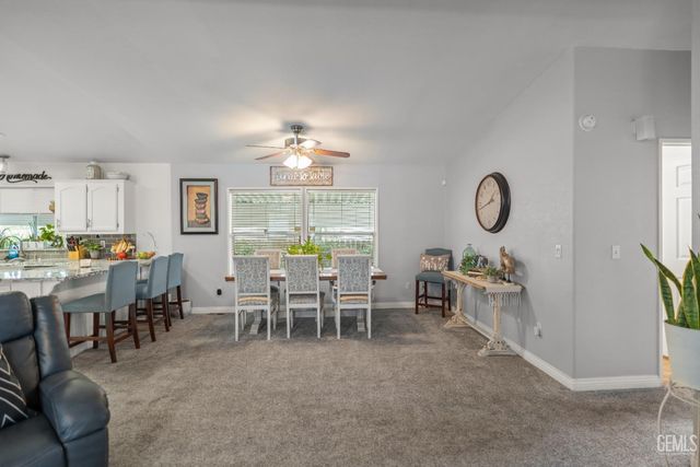 1225 Taft Highway 23, Bakersfield, CA 93307