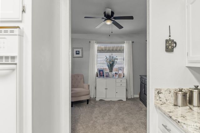 1225 Taft Highway 23, Bakersfield, CA 93307