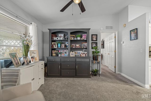 1225 Taft Highway 23, Bakersfield, CA 93307