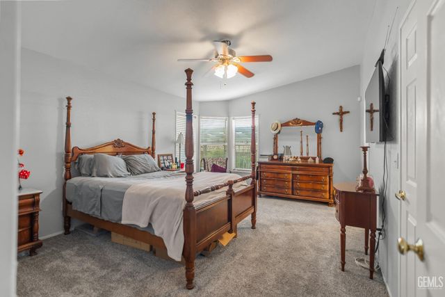 1225 Taft Highway 23, Bakersfield, CA 93307