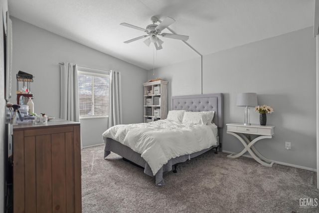 1225 Taft Highway 23, Bakersfield, CA 93307