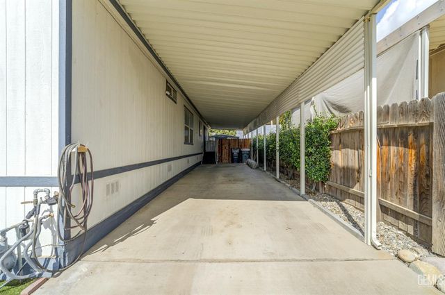 1225 Taft Highway 23, Bakersfield, CA 93307