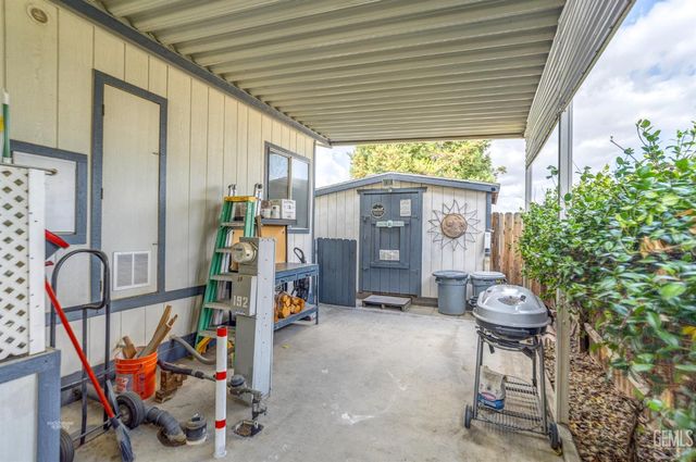 1225 Taft Highway 23, Bakersfield, CA 93307