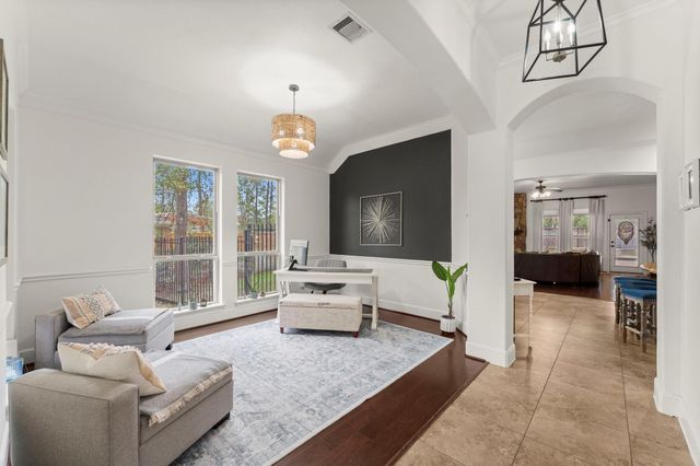 130 E Lasting Spring Circle, Spring, TX 77389