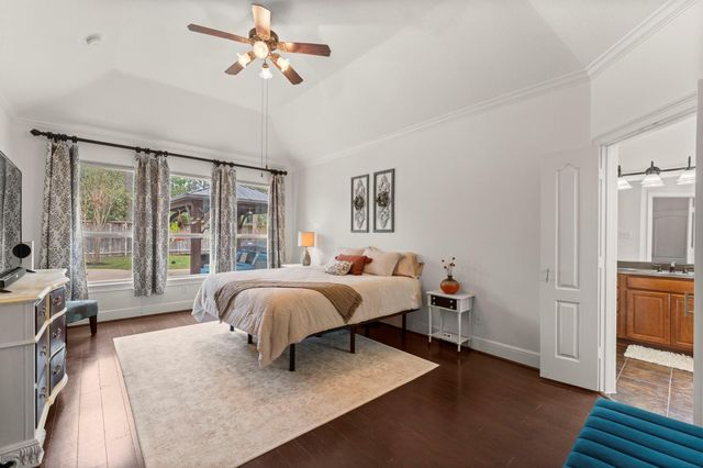 130 E Lasting Spring Circle, Spring, TX 77389