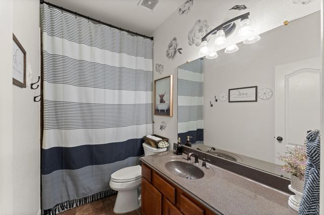 130 E Lasting Spring Circle, Spring, TX 77389