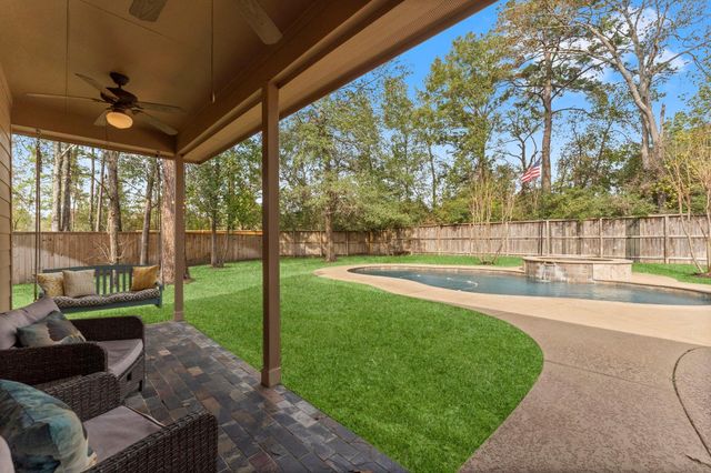 130 E Lasting Spring Circle, Spring, TX 77389