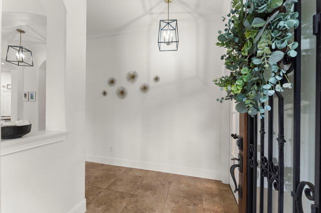 130 E Lasting Spring Circle, Spring, TX 77389