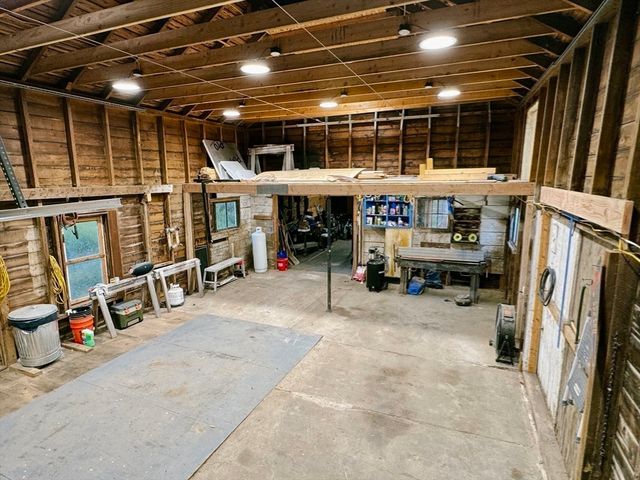 169 Palmer Rd, Monson, MA 01057