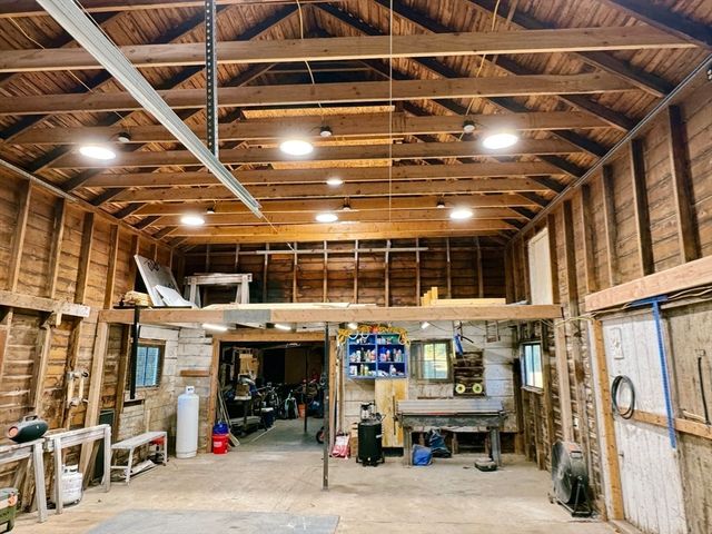 169 Palmer Rd, Monson, MA 01057