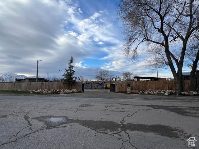 1407 W CRYSTAL AVE, West Valley City, UT 84119