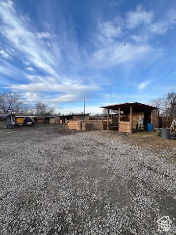 1407 W CRYSTAL AVE, West Valley City, UT 84119