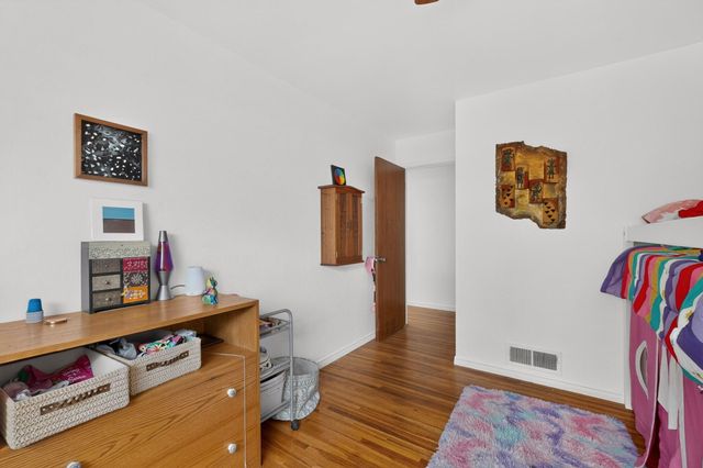 1401 Dartmouth Drive NE, Albuquerque, NM 87106