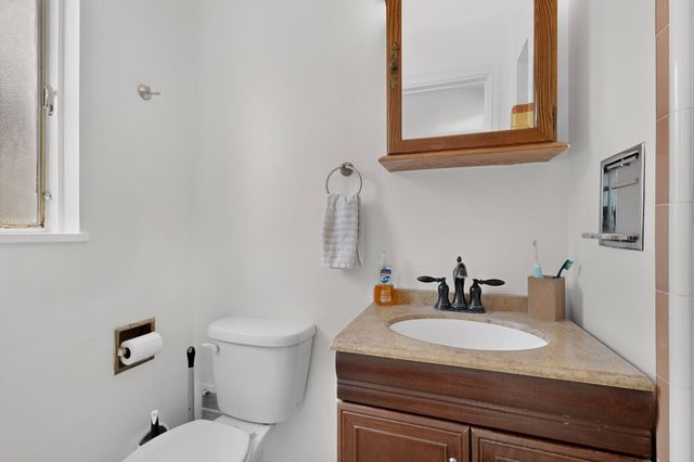 1401 Dartmouth Drive NE, Albuquerque, NM 87106