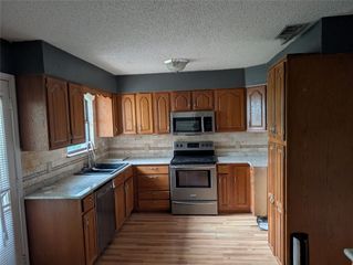 111 Holiday Drive, Gun Barrel City, TX 75156