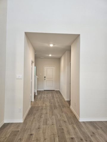 1328 Missouri Street, Royse City, TX 75189