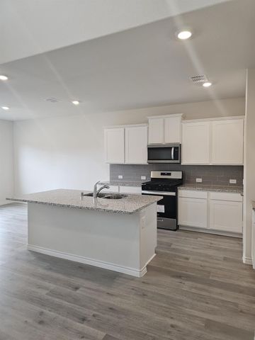 1328 Missouri Street, Royse City, TX 75189