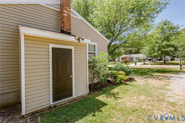 4607 Gaardahl Dr, Sandston, VA 23150