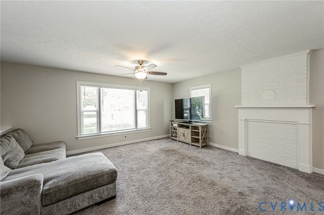 4607 Gaardahl Dr, Sandston, VA 23150