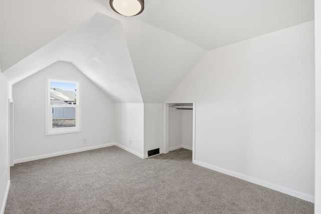 1638 20 Avenue, Moline, IL 61265