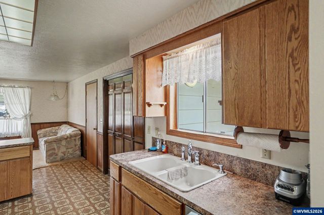 4615 Janice Av NE, Salem, OR 97305