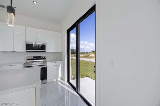 2700 49th ST SW, Lehigh Acres, FL 33976