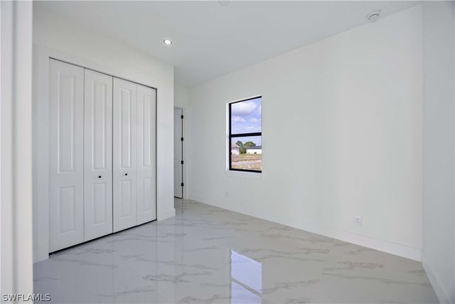 2700 49th ST SW, Lehigh Acres, FL 33976