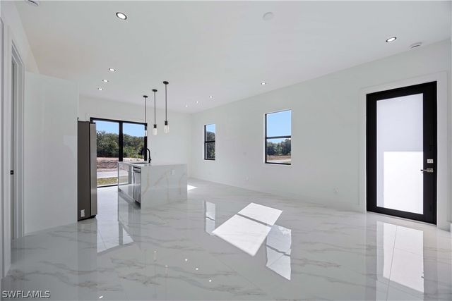 2700 49th ST SW, Lehigh Acres, FL 33976