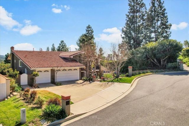 10972 Furlong Drive, North Tustin, CA 92705