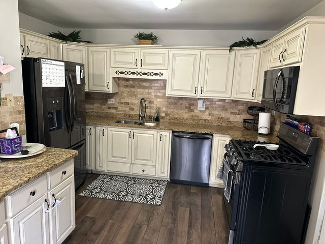 11224 MARLEY BROOK Court, Orland Park, IL 60467