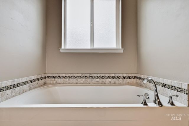 10226 W Shelborne Dr., Boise, ID 83709