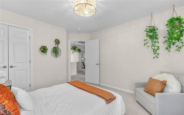 123 Lakes Edge DR, Suffolk, VA 23434