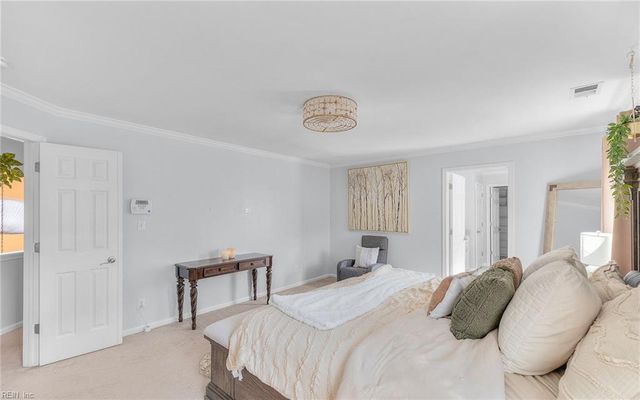 123 Lakes Edge DR, Suffolk, VA 23434