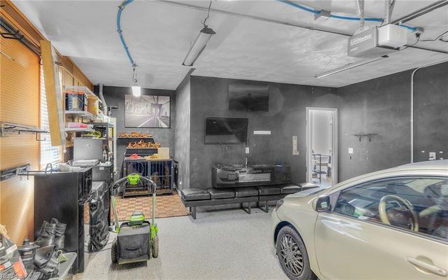 123 Lakes Edge DR, Suffolk, VA 23434