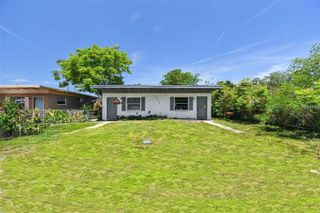 906 E 123RD AVENUE, Tampa, FL 33612