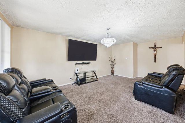 866 Greenbay Avenue, Calumet City, IL 60409