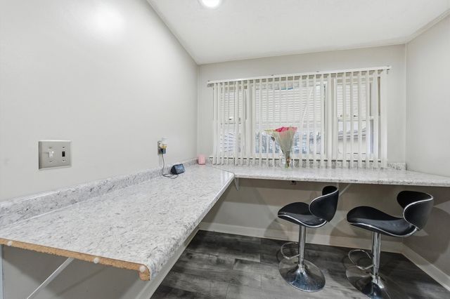 866 Greenbay Avenue, Calumet City, IL 60409