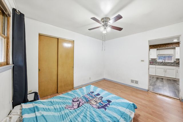 866 Greenbay Avenue, Calumet City, IL 60409