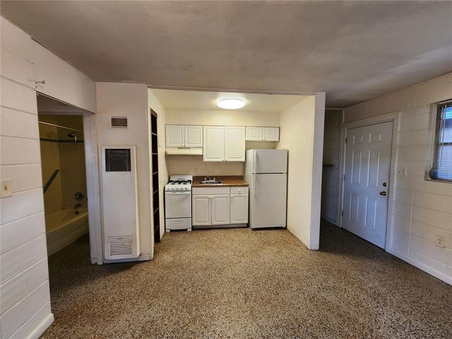 1933 NW 4 AVENUE B, Gainesville, FL 32603