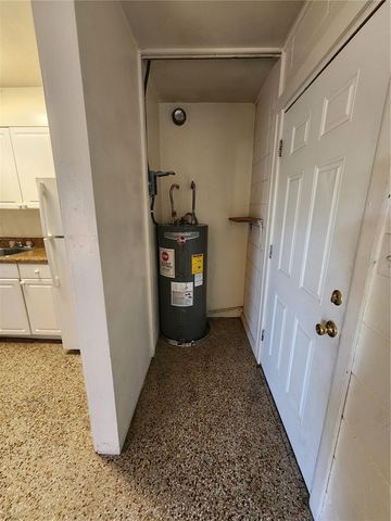 1933 NW 4 AVENUE B, Gainesville, FL 32603