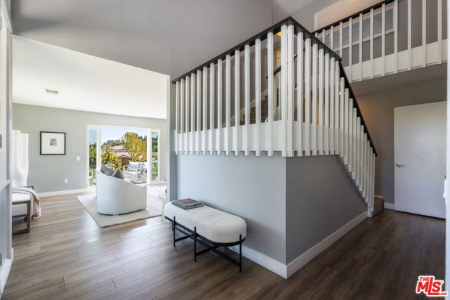 4711 Hermano Drive, Los Angeles, CA 91356