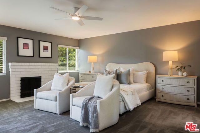 4711 Hermano Drive, Los Angeles, CA 91356