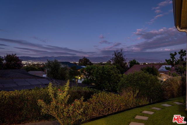 4711 Hermano Drive, Los Angeles, CA 91356