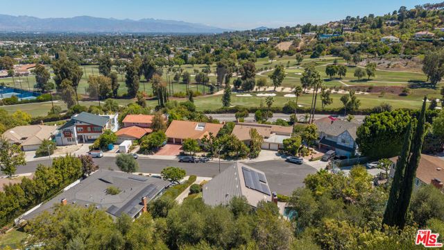 4711 Hermano Drive, Los Angeles, CA 91356