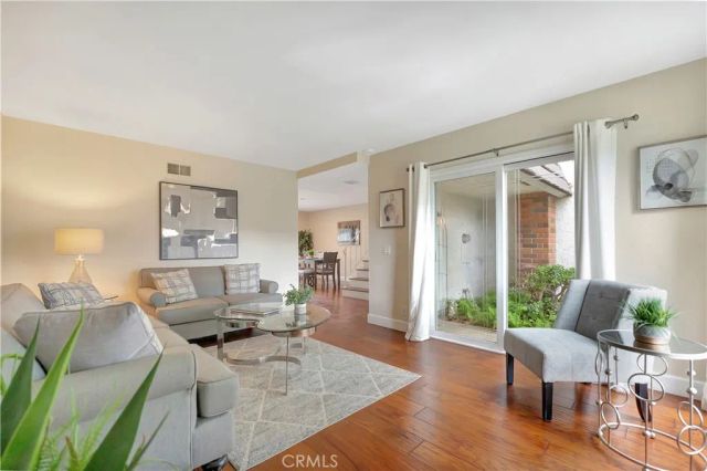 14282 Suffolk Street, Westminster, CA 92683