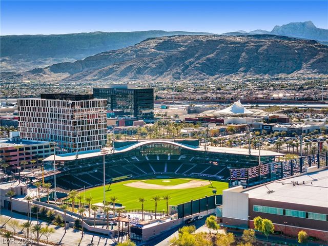 10921 Calistoga Springs Court, Las Vegas, NV 89144